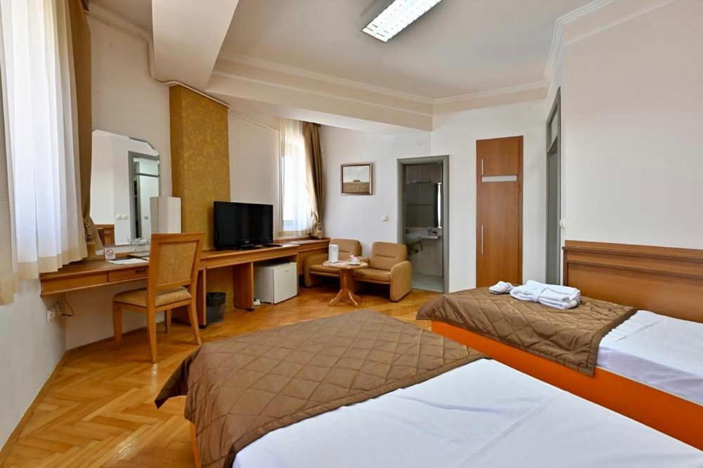 Sole Mio Wellness & Spa Novi Sad Extérieur photo